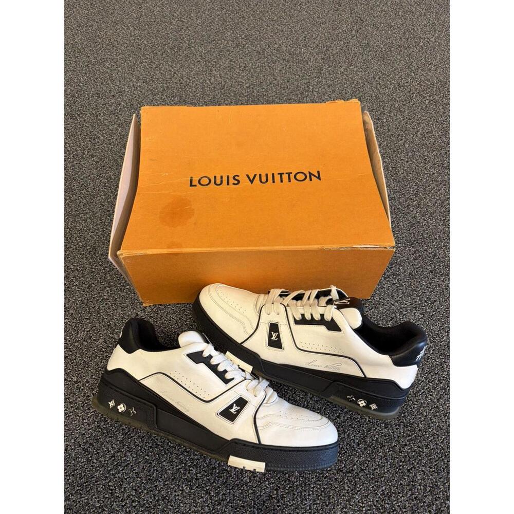 Louis Vuitton Black & White Trainers - Picture 1 of 6